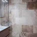 Apartment Carc'appart A *